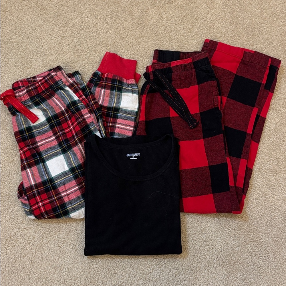 Old Navy Plaid Flannel Pajamas Bundle - Plaid Pants, Waffle Shirt - Size XS